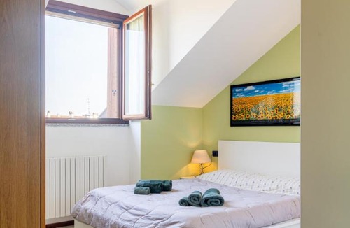 San Giuliano Milanese Apartment | Appartamento panoramico