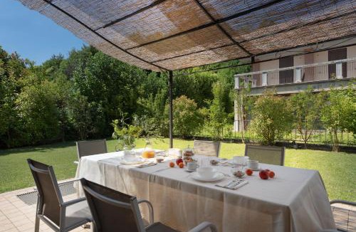Roe Apartment | Appartamenti Corte Dei Cipressi