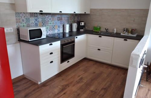 Favaro Apartment | Appartamento a due passi da Burcina