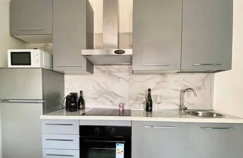 Monza Apartment | Appartamento Accogliente per Famiglie a 10 min dal Centro di Monza