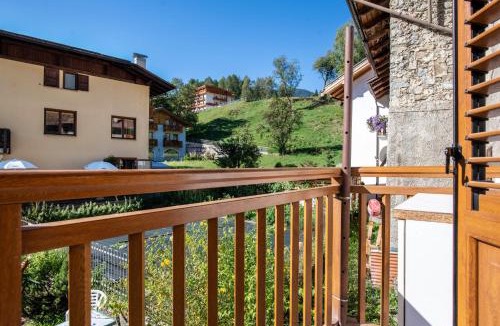 Dimaro Apartment | Appartamento Al Sasso Rosso Dimaro