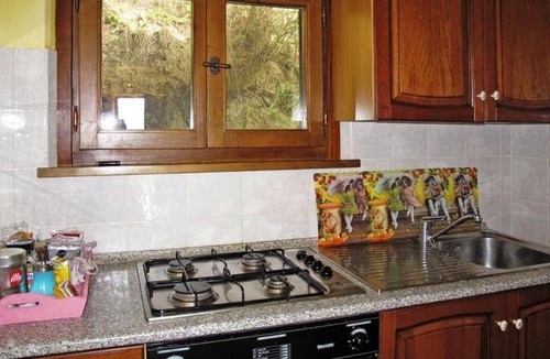 Ramazzano Apartment | Appartamento Baita - One Bedroom Apartment, Sleeps 2