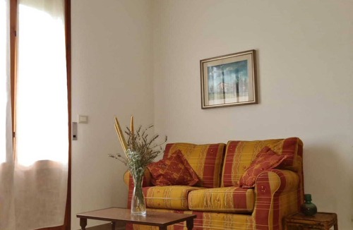 Castenaso Apartment | Appartamento -cedro del Libano con Giardino e Parcheggio Privato