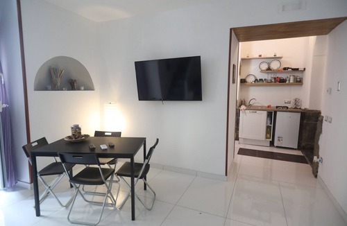San Ferdinando House | Appartamento Centrale In Piazza Municipio
