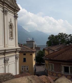 Riva del Garda Apartment | Appartamento centro storico