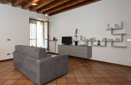 Citta Antica Apartment | Appartamento con balcone a due passi dal balcone di Giulietta e Romeo