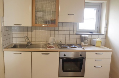 Certaldo Apartment | Appartamento con giardino panoramico, per rilassarsi e visitare la Toscana