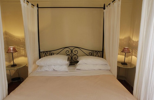 Certaldo Apartment | Appartamento con giardino panoramico, per rilassarsi e visitare la Toscana