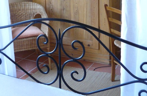 Certaldo Apartment | Appartamento con giardino panoramico, per rilassarsi e visitare la Toscana