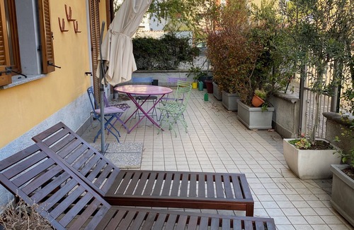 Lorenteggio Apartment | Appartamento con Giardino Privato sul Naviglio Grande a due Passi Dalla Movida