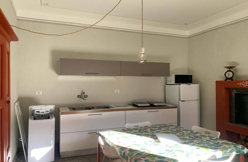 Cannero Riviera Apartment | Appartamento con piccolo giardino Cannero Riviera