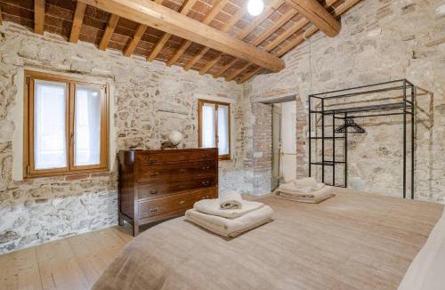 Lumignano Ski Chalet | Appartamento con Spa Privata e vista falesia - La Perla a Lumignano