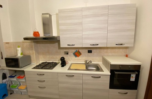 Vittoria Apartment | Appartamento confortevole con doccia idromassaggio