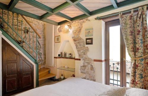Apricale Apartment | Appartamento dei Gufi