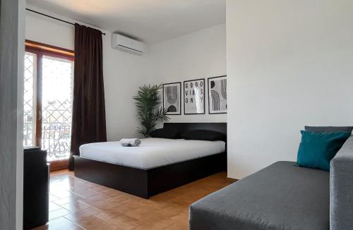 Zona XVI Torrenova House | Appartamento di design