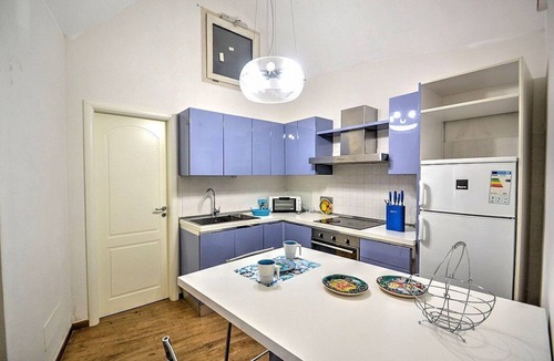 Amalfi Apartment | Appartamento Enos: A graceful apartment in a quiet position, situated at a short distance from the Cathedral of Amalfi, with Free WI-FI.