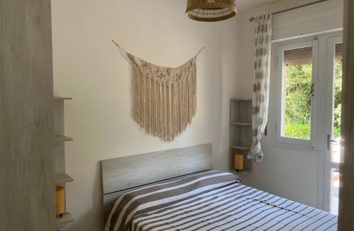 Quercianella Apartment | Appartamento Il Garofano