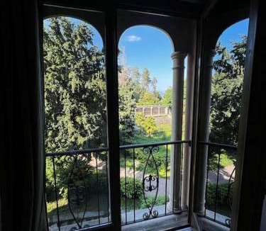 Oleggio Castello Apartment | Appartamento in Villa Storica