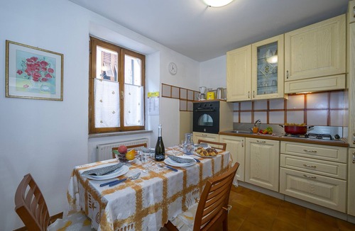 Torbole sul Garda Apartment | Appartamento Miorelli 1, Torbole sul Garda, Italy