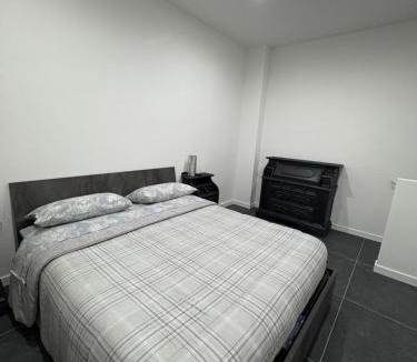 Vertemate con Minoprio Apartment | Appartamento LA CORTE