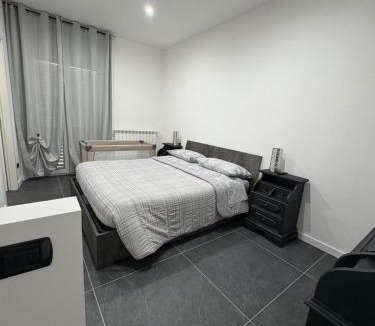 Vertemate con Minoprio Apartment | Appartamento LA CORTE