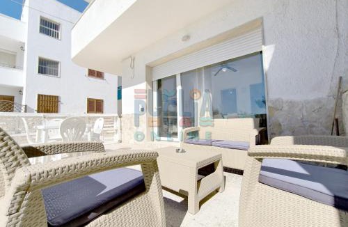 Torre Mozza Apartment | Appartamento La Torre piano terra sul mare Puglia On line