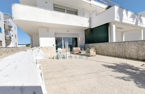 Torre Mozza Apartment | Appartamento La Torre piano terra sul mare Puglia On line