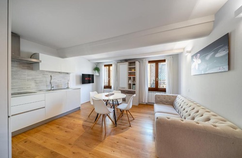 Old Town Apartment | Appartamento LAURA - Residenze Estensi