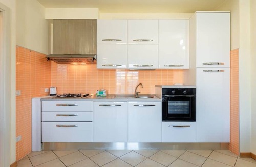 San Donato Apartment | Appartamento Luporini - Affitti Brevi Italia