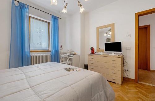 Roncone Apartment | Appartamento Meridiana