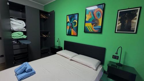 Rome Province Apartment | Appartamento moderno Tor Vergata WiFi parcheggio Metro A & C