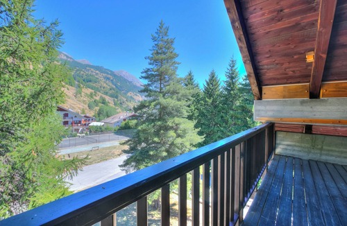 Soucheres-Basses Apartment | Appartamento Nido Alpino, Pragelato, Italy