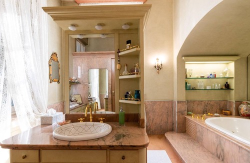 Pomeo Apartment | APPARTAMENTO NOBILE DI VILLA MORIGGIA CASTELFRANCHI