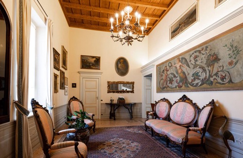 Pomeo Apartment | APPARTAMENTO NOBILE DI VILLA MORIGGIA CASTELFRANCHI