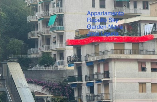 Rapallo Apartment | Appartamento Rapallo Sky Garden Maria Jose Liguria - Attico vista mare - Terraces - 2 bagni- 2 Camera da Letto - Box, Wi-fi, Idromassaggio Free inteiro Attico per Voi, con Ascensore
