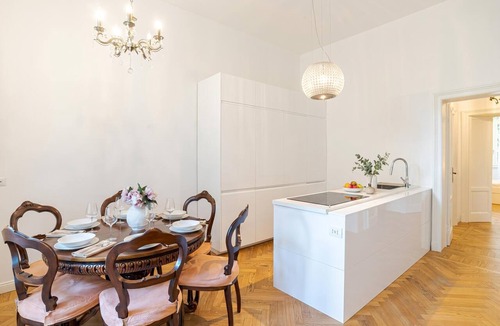 Como Apartment | Appartamento Reggenza, Como, Italy