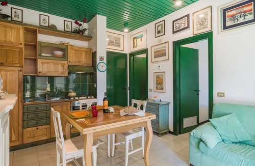 Cinquale Apartment | Appartamento Residence Henderson by Interhome
