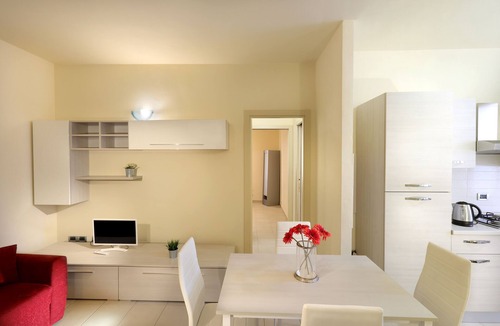 Borgo a Buggiano Apartment | Appartamento "Siena" - Lovely apartment located near the city's train station!