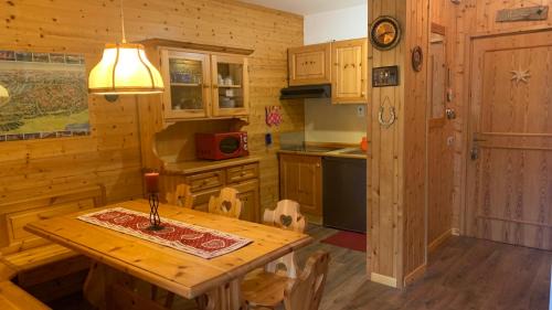 Dosso Veronza Apartment | Appartamento Stella Alpina con sauna piscina palestra e posto auto