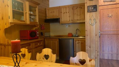 Dosso Veronza Apartment | Appartamento Stella Alpina con sauna piscina palestra e posto auto