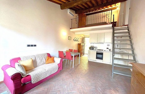Quartiere di Porta Crucifera Apartment | Appartamento Vasaria A: A graceful apartment located in the historic center of Arezzo, with Free WI-FI.