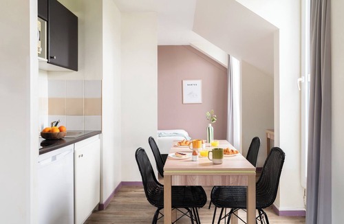 Decre-Cathedrale Apartment | Appart’City Confort Nantes Centre