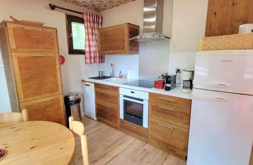 Saint-Michel-de-Chaillol Apartment | Appartement 6 pers - Pied des pistes - 1 chambre - Rando - Bien équipé - Saint-Michel-de-Chaillol - FR-1-393-175
