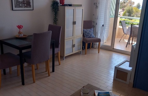 Agay Apartment | APPARTEMENT 2/4 Persons - Very nice sea view - swimming pools - parking lot