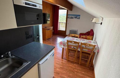 Saint-Etienne-en-Devoluy Apartment | Appartement 2 pièces à Superdévoluy avec balcon - FR-1-504-530