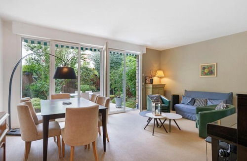 Saint-Cloud Apartment | Appartement 90m2 Sur Jardin Clos