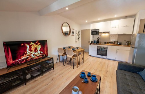 Tarare Apartment | Appartement central - L'ouest