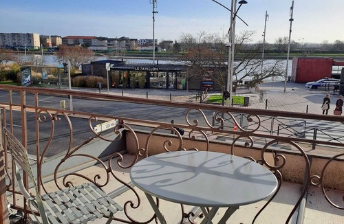 Macon Apartment | Appartement Centre Mâcon Avec vue sur la Saône
