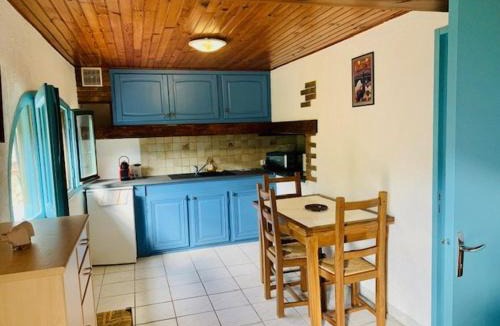 Montbolo Apartment | Appartement confortable avec parking et acceptant les animaux à Arles-sur-Tech - FR-1-703-99