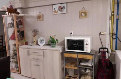 Dange-Saint-Romain Apartment | Appartement confortable à Dangé-Saint-Romain avec terrasse